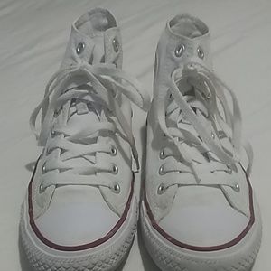 Boys converse high tops size 7.5